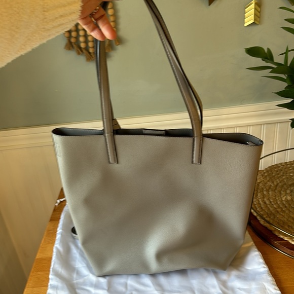 MICHAEL KORS HAYLEY GREY HANDBAG WITH SHOULDER STRAP - Picture 5 of 9
